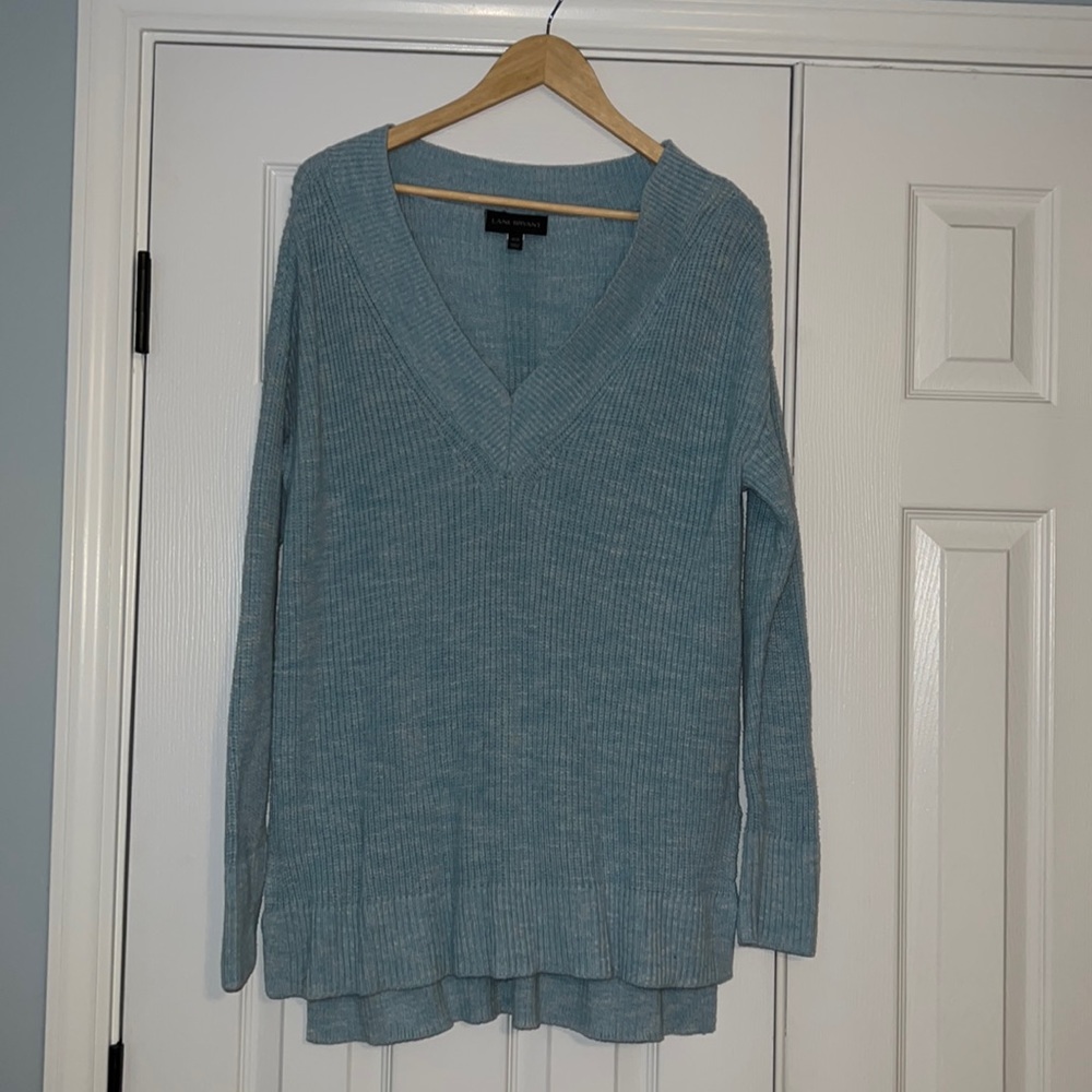 Classic v neck sweater